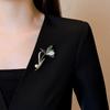 Broche de flor de magnolia de estilo chino para mujer, exquisito broche de hojas de bambú a la moda, con diseño de ramillete, broche con nicho, accesorio para abrigos.