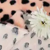 Fornecimento Direto da Fábrica Tecido de Veludo Estampado com Pelo de Coelho Manchas de Vaca Cachorro Pelo de Coelho Roupa Têxtil para Casa Pijamas Tecido Decorativo