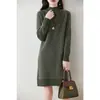 Elegante falda de punto de lana con cuello medio alto para mujer, jersey de cuerpo entero con diamantes grandes, color liso, informal, largo medio