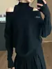 Conjunto de Dos Piezas de Punto Coreano de Alta Gama para Otoño e Invierno, Nuevo Estilo, Top sin Mangas de Cuello Alto y Suéter de Punto de un Solo Hombro Off-Shoulder