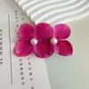 Pinza para el Cabello Flor de Plumeria de la Princesa Fugitiva Tocado Accesorio Floral para el Cabello Foto en la Playa Pinza Lateral Flequillo Pinza Pequeña Pieza para el Cabello de la Frente