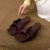 Sandalias de cuña cuadradas plisadas de terciopelo estilo retro francés Chuyuji para mujer, Zapatos de verano de lujo ligero para exteriores estilo francés