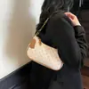 Bolso de cuadros para mujer 2026, nuevo estilo, versátil, para ir al trabajo, retro, casual, de un solo hombro, estampado, para llevar bajo el brazo, cruzado