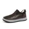 Sapatos de Algodão Forrados com Lã Masculinos de Inverno Slip-on Sapatos Quentes para Caminhada para Meia-Idade e Idosos Solado Grosso Antiderrapante Sapatos de Pai Direto da Fábrica