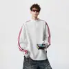 Moletom Masculino Retro Americano Branco com Malha Waffle e Zíper Parcial, Design de Listra Vermelha na Lateral, Caimento Solto, Ombros Caídos, Marca de Moda High Street
