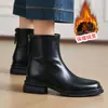 Botas Martin Femininas 2026 Novo Estilo Mais Vendido Temporada Outono/Inverno Botas Femininas Super Populares Sola Grossa Botas Emagrecedoras Estilo Britânico Botas de Cano Curto com Pelúcia Adicional Femininas