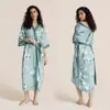 Roupão Feminino Estampado Plus Size de Verão, Roupão de Banho de Cetim Imitação de Seda de Luxo, Roupa de Casa Feminina