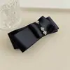 Pinza para el pelo de estilo coreano con lazo de satén dulce y pedrería, exquisita y única, con un toque de alta gama, pinza de resorte suave para la parte posterior de la cabeza