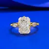 Transmisión en Vivo Mujing Nuevo Modelo Anillo de Plata S925 7*10mm Diamante Blanco Corte Flor de Hielo para Mujeres Diamante de Alto Carbono Estilo Único Europeo y Americano Transfronterizo