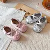 Zapatos de suela blanda para niños, zapatos de princesa para bebé, zapatos para bebé estilo Mary Jane, zapatos de piel, rosa, primavera y otoño, plateados para niñas