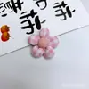 Fábrica de Origen Tela Cuadros Lazo Accesorios para el Cabello Accesorios para el Cabello Hechos a Mano DIY Flor Pequeña Broche de Decoración para Ropa