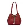 Nuevo Bolso de Noche Transfronterizo 2025 Moda para Mujer Elegante Bolso Cubo Tejido con Cadena Bolso Cruzado