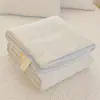 Categoría a Maternidad e Infantil Grado Primavera y Verano Nuevo Tipo Nube Doble Capa Gasa 7A Antibacteriano Colcha de Verano Cubierta de Cama Dormitorio Estudiantil Juego de Colcha Refrigerante de Verano de Cuatro Piezas