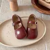 Zapatos Mary Jane Sencillos para Niñas Primavera/Otoño Piel Suave Planos de Princesa Zapatos Individuales Antideslizantes para Niños Pequeños Versátiles de Campus de Cuero
