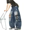 Jeans de Cintura Alta com Pernas Largas, Letras em Spray Estilo Americano, Rasgado, Unissex, Verão, Lavado, Solto, Versátil, Comprimento até o Chão