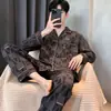 Pijama Cardigan para Hombre Primavera y Otoño Imitación Algodón Manga Larga 2026 Estilo Nuevo Talla Grande Holgado Conjunto de Ropa para el Hogar para Todas las Estaciones