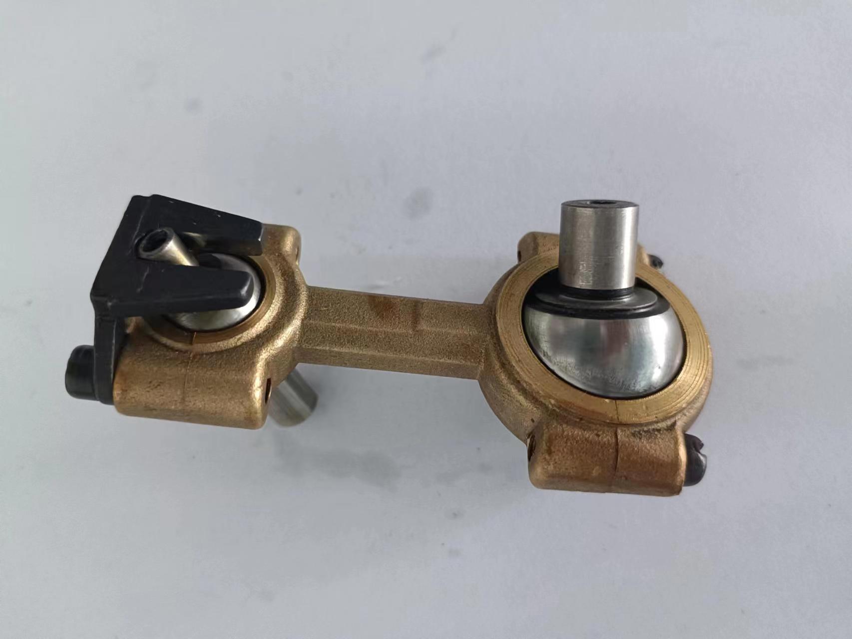 地毯锁边机2502弯针连杆配件