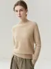¡Suave y delicado con la piel! Suéter 100% cachemira pura para mujer, con cuello semialto, un diseño de punto sencillo, un corte holgado y un estilo versátil como capa base.