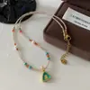 Nuevo Collar de Perlas de Cristal de Fresa Estilo Chino para Mujer 2025 Nueva Cadena de Clavícula Apilada Lujo Accesible Collar de Estilo Antiguo de Gama Alta