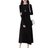 Vestido Largo Elegante de Cuello Redondo, Estilo Nuevo Primavera y Otoño para Mujer, Ceñido a la Cintura, Adelgazante, a la Moda, con Cordón, Plisado, Combinado con Abrigo