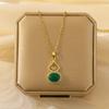 Collar de ágata verde con incrustaciones bañado en oro de lujo ligero, diseño de moda para mujer, personalidad, combina con todo, cadena de clavícula de otoño e invierno, venta al por mayor