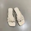 Primer Encuentro Ji Niche Sandalias Planas Amarillas de Tanga con Tira Fina Zapatos de Hada para Uso en Exteriores Verano 2026 Combinar con Falda Roja