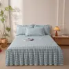 2026 Nuevo Modelo Falda de Cama 100% Algodón Pieza Única Estilo Princesa Algodón Puro Antideslizante Cubrecama Juego de Tres Piezas Diseño Simple a Cuadros Adecuado para Todas las Estaciones