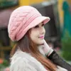 Chapéu feminino outono e inverno versão coreana de pelo de coelho chapéu de lã brilhante feminino inverno proteção de ouvido quente chapéu de pelo de coelho bico de pato atacado
