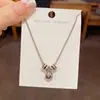 Design de Moda de Nicho Sentido Anel de Metal Pingente Xiao Pang Fu Colar Distintivo Luxo Leve Exquisito Corrente para Clavícula Versátil para Mulheres