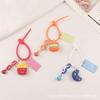 Nuevo lindo llavero colgante de coche de hamburguesa y papas fritas, accesorio creativo de dibujos animados de comida de resina, accesorios para set de auriculares