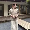Camisa Cáqui Falsa de Duas Peças com Decote V para Homens, Camisa Casual Estilo Workwear Retro Japonês, Jaqueta Elegante de Manga Longa de Alta Qualidade
