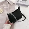 Moda Comercio Electrónico Transfronterizo Bolso Pequeño de Alta Gama Nuevo Bolso Cuadrado Pequeño con Cadena Simple Bolso Versátil para Viajes Diarios de Hombro Cruzado