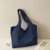 Bolsa tote de grande capacidade, bolsa de nylon, bolsa de ombro feminina novo estilo 2026, casual e moderna, adequada para estudantes e pessoas que se deslocam para o trabalho, bolsa de mão