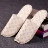 Pantuflas desechables hotel hotel casa de huéspedes hotel antideslizantes no tejidas máquina para fabricantes ultrasónicos al por mayor personalizado
