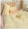 Juego de ropa de cama de tres piezas Regalo sábana de algodón lavado funda nórdica sábana juego de cuatro piezas Fabricante de Dropshipping al por mayor