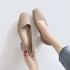Pés não cansados couro macio salto grosso sapatos de salto único sapatos femininos salto médio sapatos de trabalho outono deslocamento sapatos de escritório temperamento profissional sapatos femininos