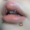 Corona de moca colorida asta labio uña de mano uña de oreja piercing de hueso interno joyería acero de titanio nicho ins chica popular linda
