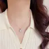 Collar Redondo Giratorio Full Diamond de Moda Exquisita Coreano y Japonés, Cadena para Clavícula Versátil de Lujo Ligero Elegante de Gama Alta Súper Brillante