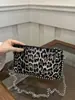 Bolso Bandolera Simple Diseño de Moda Nicho Casual para Mujer Bolso de Mano Cadena de Hombro Versátil Elegante Nuevo Modelo Transfronterizo