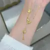 Colar Moderno com Franjas e Design de Cabaça Ice Crushed para Mulheres, Apresentando Pingente Fashion de Escama de Peixe com Toque de Luxo, Adequado para Outono e Inverno