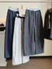 Pantalones casuales holgados de pierna ancha estilo coreano para mujer, para principios de otoño de 2026, con una elegante cintura de bloques de color, versátiles pantalones rectos de pierna curva