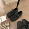 Zapatos tipo Birkenstock para mujer que aumentan la altura, forrados de felpa, para otoño e invierno 2026, nuevos, planos, grises, peludos, acolchados de algodón, cálidos, y botas de nieve