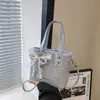 Bolsa Pequena Exquisita Super Popular para Mulheres 2026 Nova Primavera/Verão Bolsa Transversal com Sensação de Luxo Moda Venda Quente Bolsa de Mão Estilo Balde