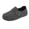 Sapatos Birkenstock Cinza de Solado Grosso de Alta Qualidade para Mulheres 2025 Novo Inverno Aumento Interno Versátil Sapatos de Lã e Algodão Birkenstock Shoes