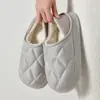 Pantuflas de algodón para mujer para invierno con forro de felpa, talón cerrado, cómodas para uso en casa, pantuflas de felpa para interiores para parejas, pantuflas de algodón cálidas para invierno para hombre
