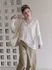 Blusa de tricô com botões, gola semiaberta, manga longa, estilo relaxed e descontraído para mulheres, peça casual estilo coreano para o início do outono, camiseta básica