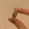 Anel Largo Rombudo Cravejado de Diamantes Usado, Anel de Dedo Indicador Empilhável Cruzado Totalmente Cravejado de Diamantes Estilo Chanel Luxo Leve