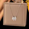 [Collar de Acero de Titanio Dorado + Color Acero] Moda de Lujo Ligero para Mujer El Más Fácil de Combinar Cadena para Clavícula Collar de Amor de Nicho de Gama Alta