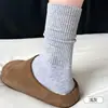 Meias femininas de algodão brancas, absorventes de suor, respiráveis, resistentes a odores, comprimento até o meio da panturrilha, elásticas, sem costura, resistentes ao desgaste, meias esportivas anti-pilling