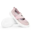 Novos Sapatos de Caminhada Vazados de Verão, Soltos e Confortáveis com Fivela, Sapatos de Mãe Respiráveis e Leves, Sapatos Femininos Transfronteiriços de Tamanho Grande